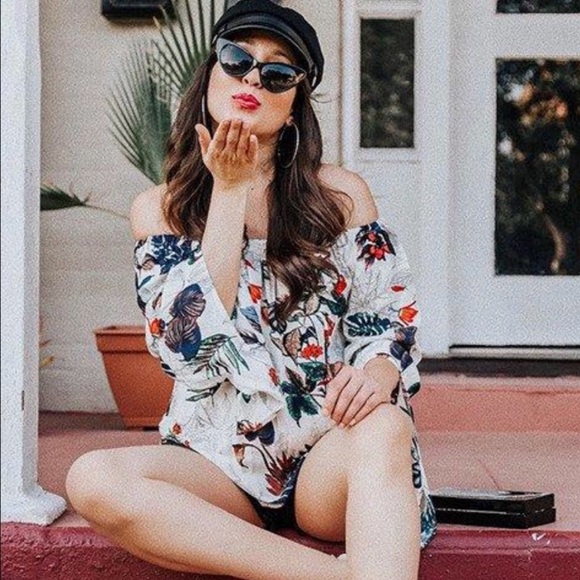 🍃 HP • Boutique | Floral Off The Shoulder Top - Picture 2 of 4